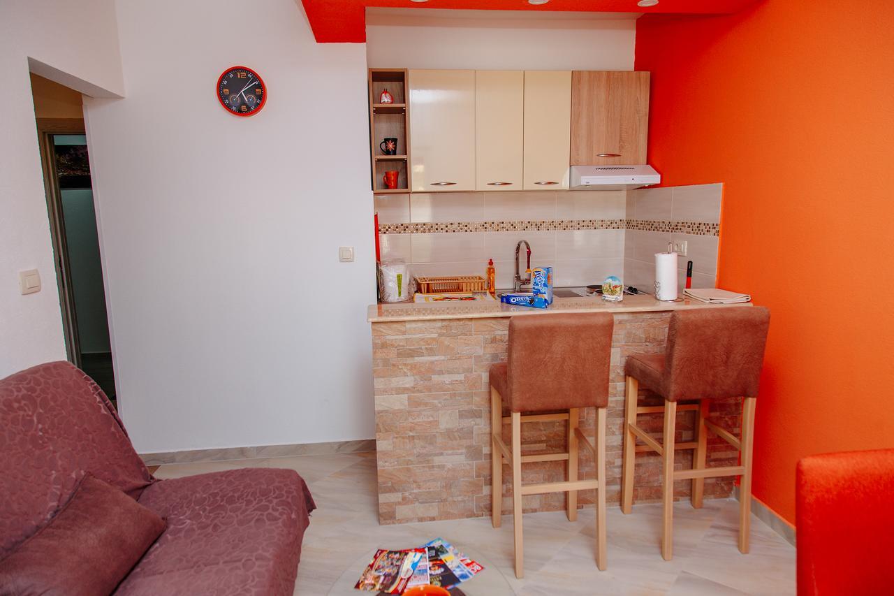 Apartmani Mozaici Рісан Екстер'єр фото